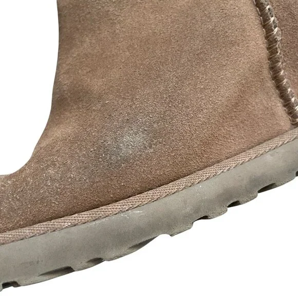 UGG Classic Femme Chestnut Suede Toggle Wedge Boots Women's Size 5 Brown - Picture 5 of 9